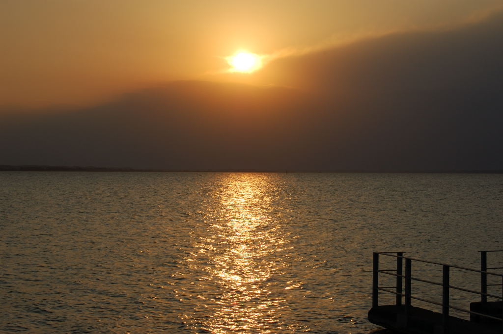 霞ヶ浦の夕日写真